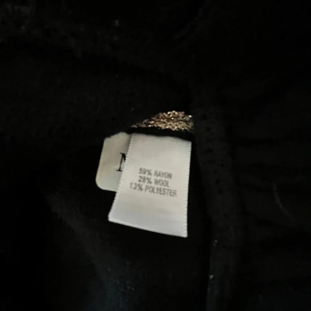 🎀HOST PICK🎀 Stunning WHBM JACKET knit Black Medium pearls silver 🎀 - Picture 9 of 10